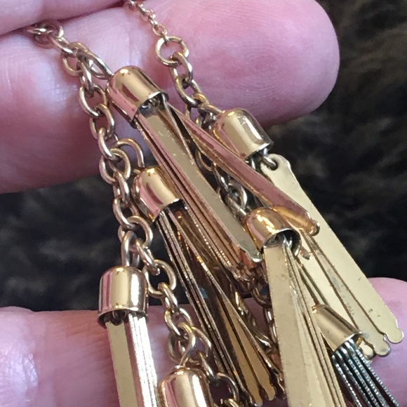 Gold plated tassel fringe rolo chain necklace - Picture 6 of 7